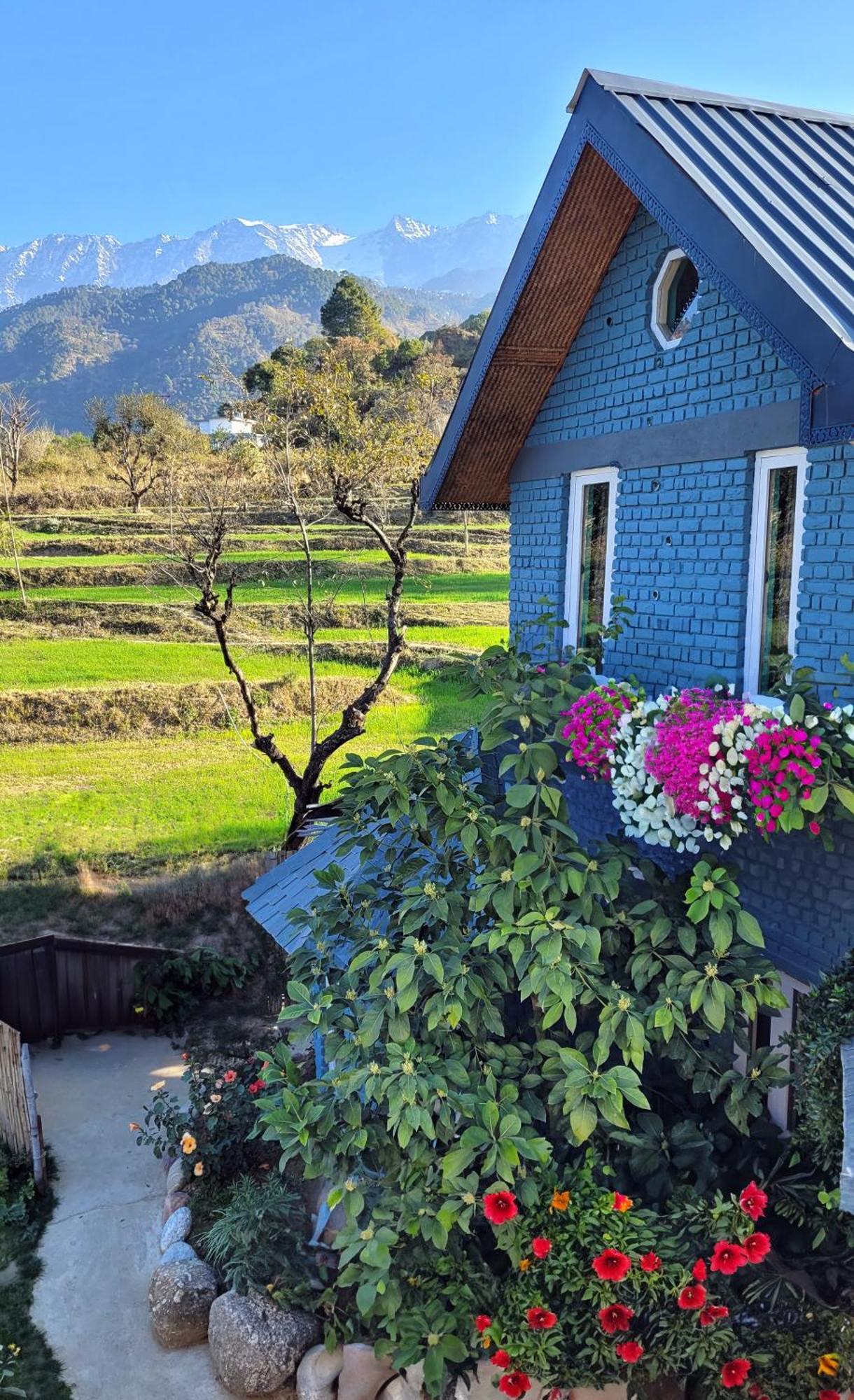 Rendezvous Resort Dharamshala Exterior photo